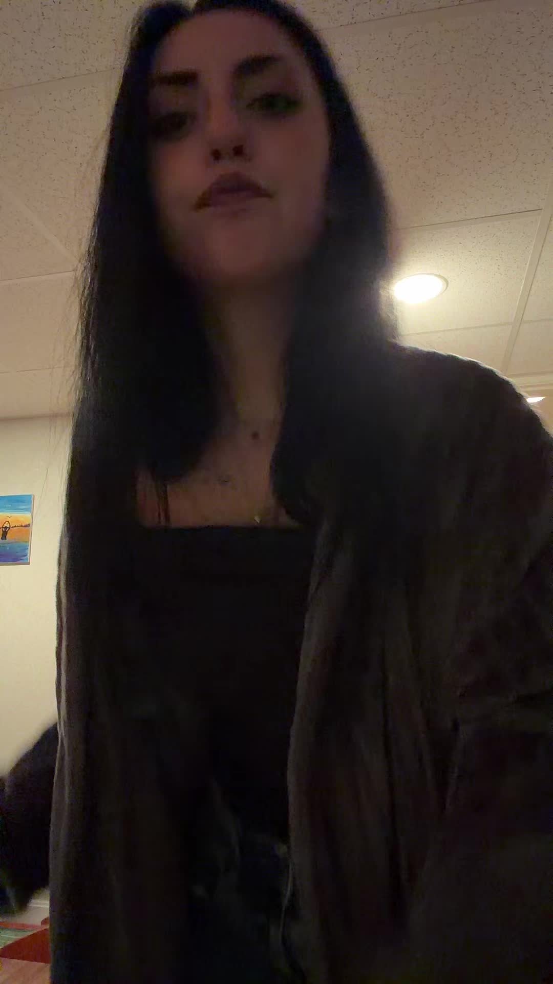 @NICOLE LAROCK