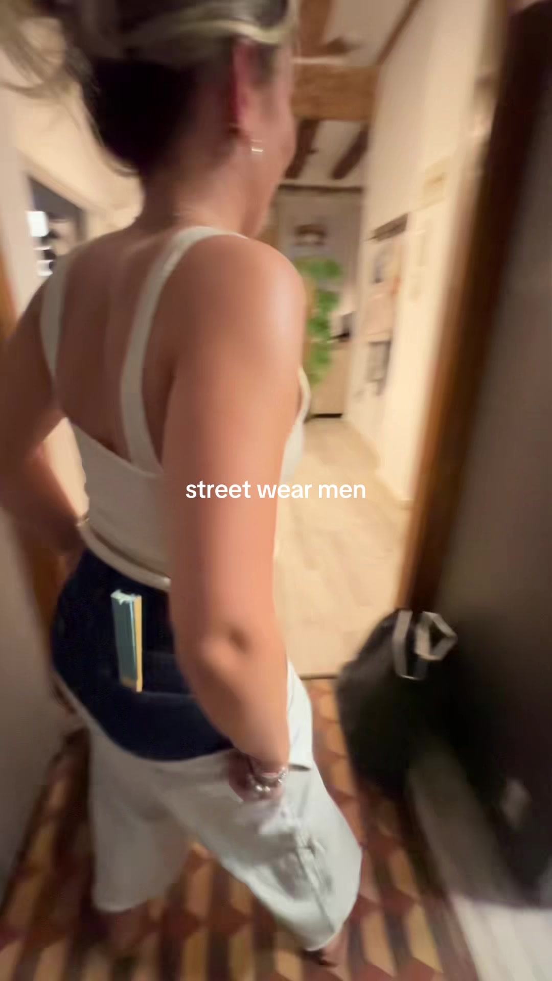 @elena