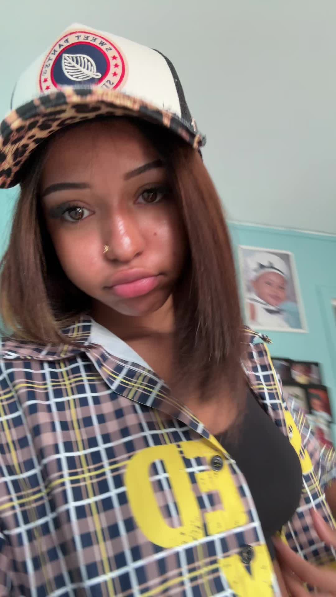 @𝐂𝐚𝐫𝐚🇨🇺🇩🇴