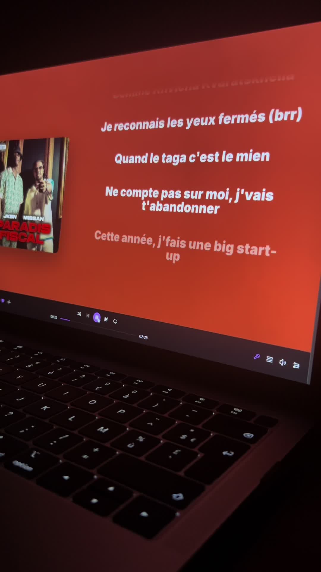 @Lyrcissong