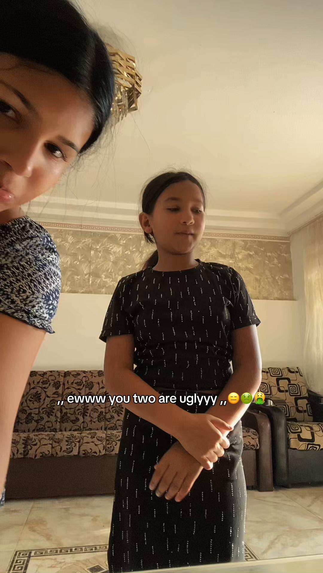 @Esmi_🇮🇳🇧🇷