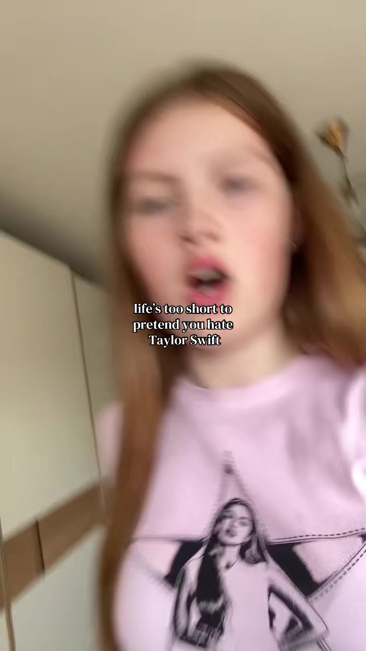 @𝓂ℯ𝓇ℯ𝓁 ✮ ⁽ᴳⁱʳˡ ˢᵒ ⁱⁿ ˡᵒᵛᵉ⁾
