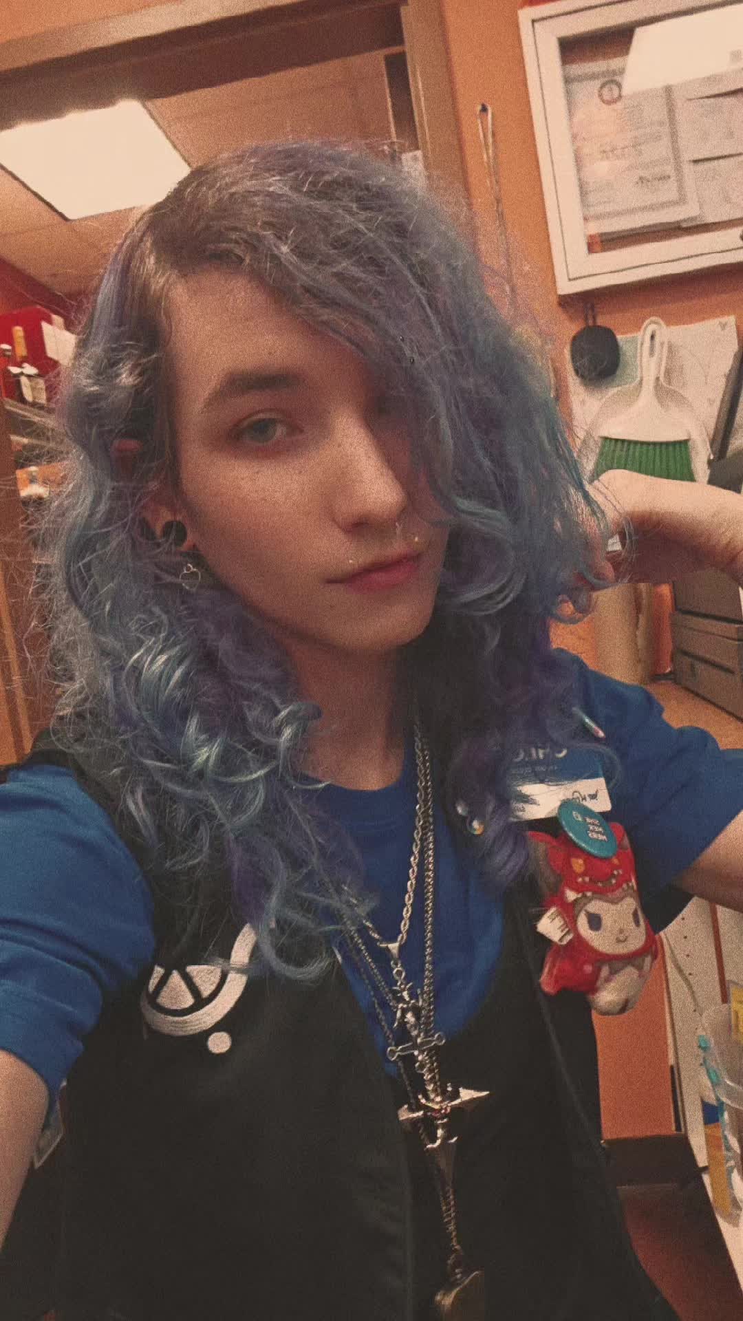 @Kuroe Ikari