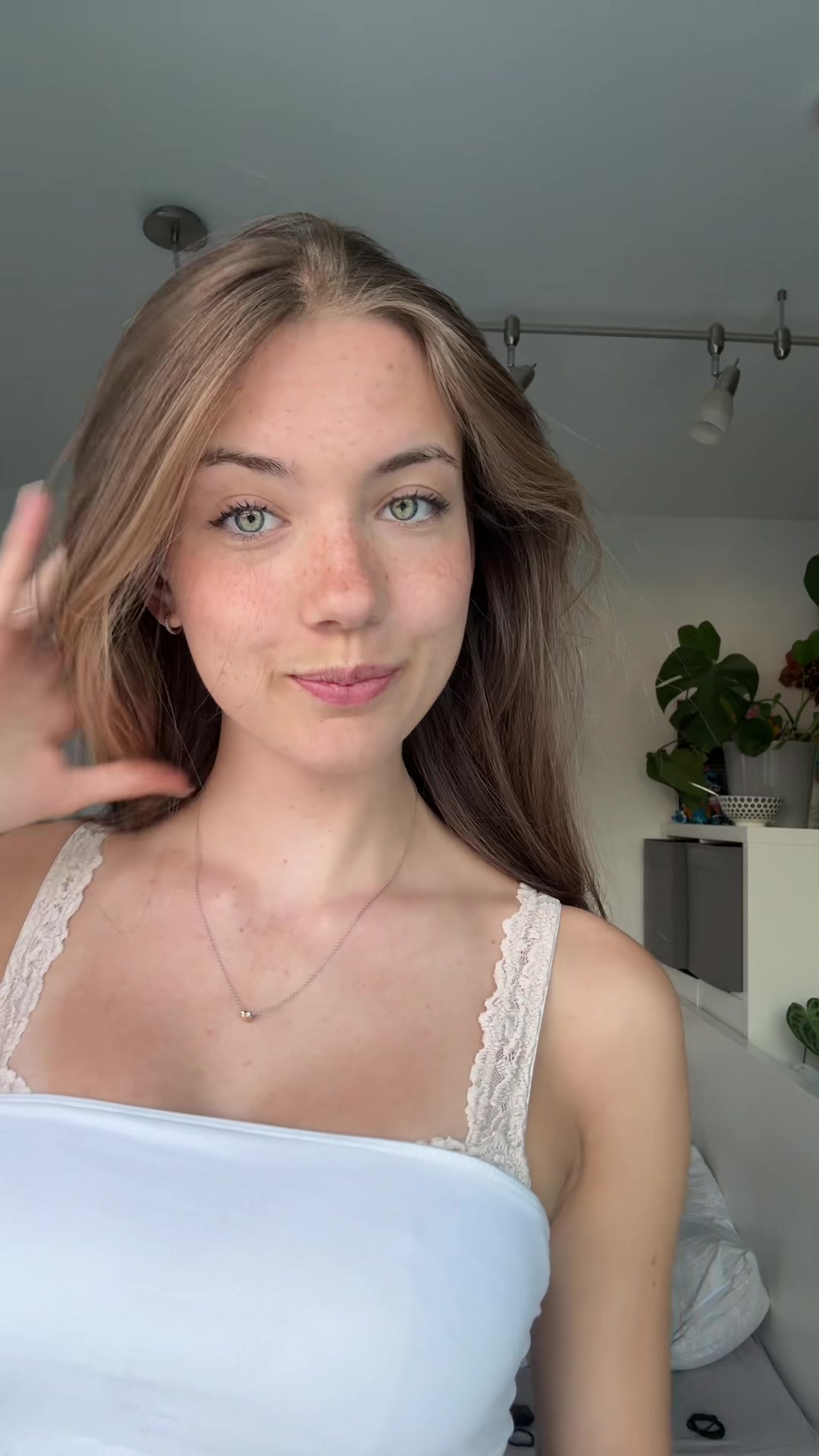 @mariella