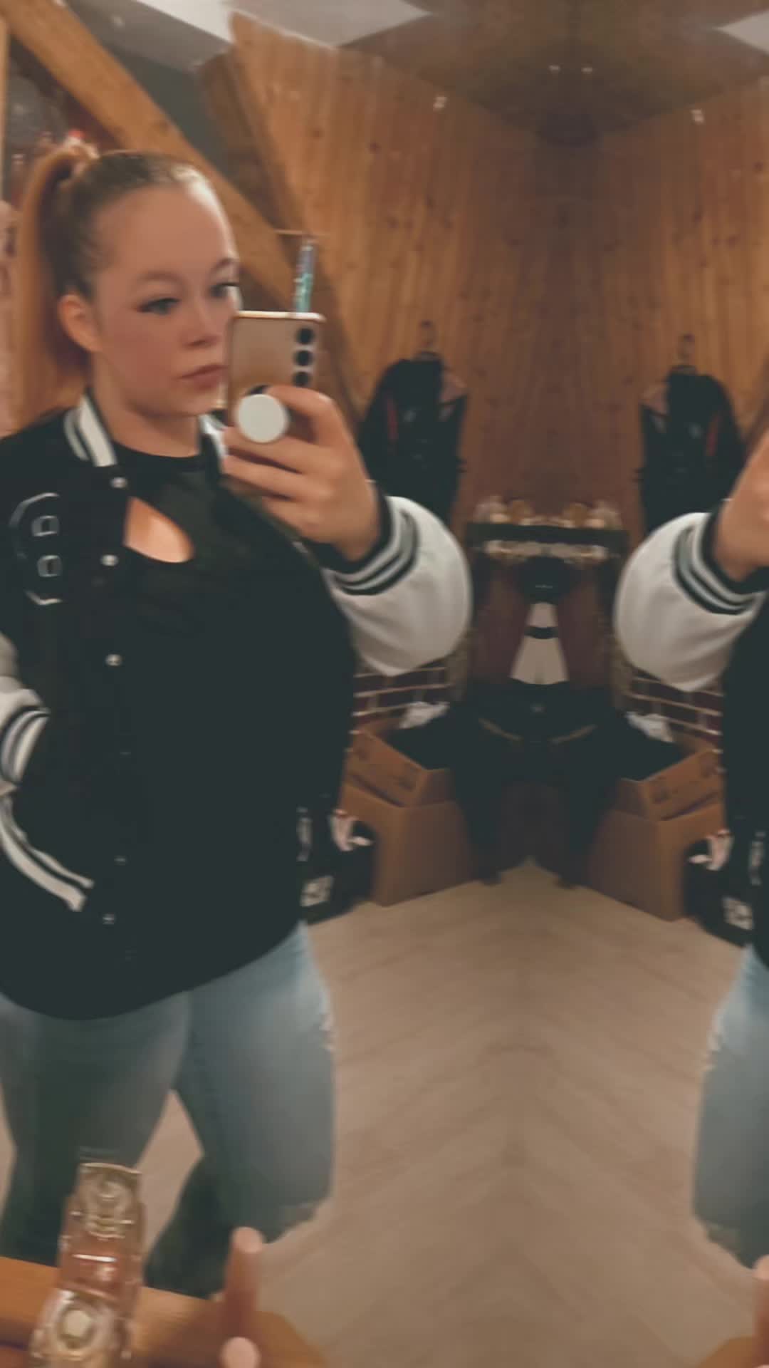 @Jenni Maus