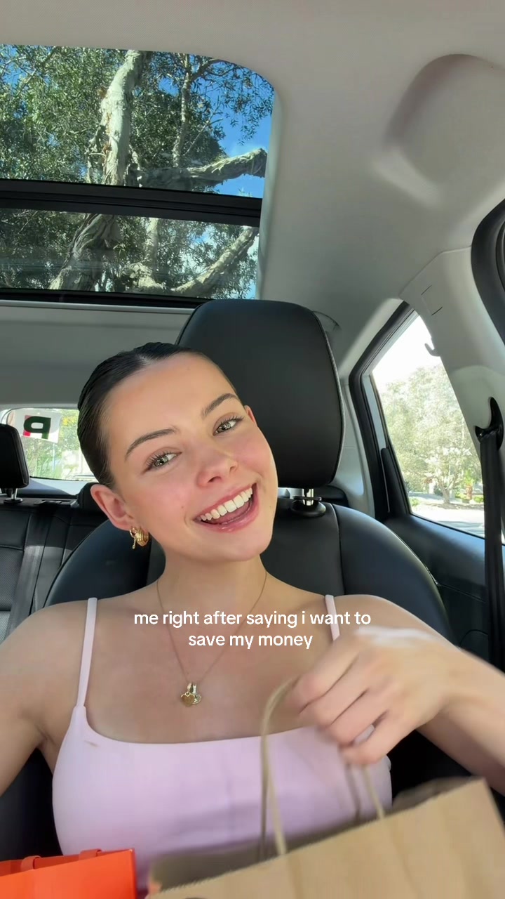 @Ava