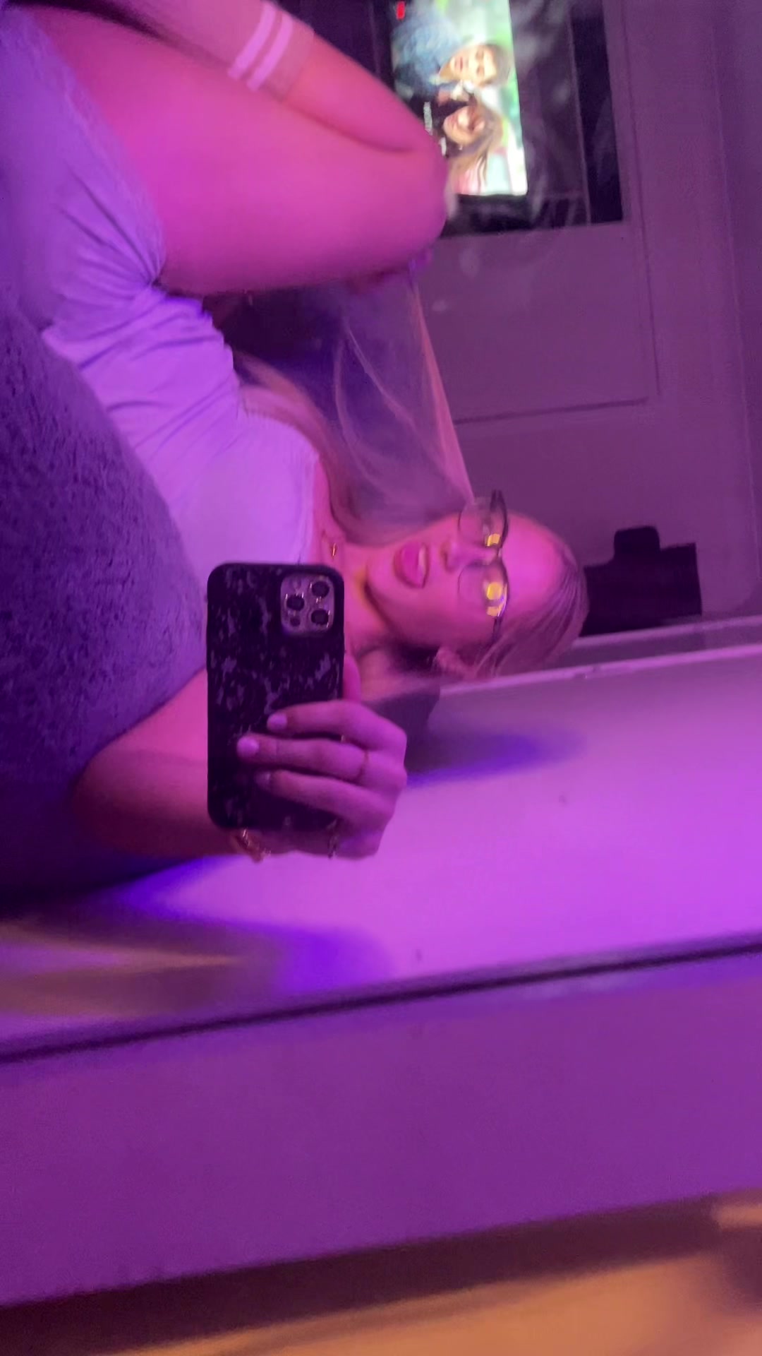 @𝕡𝕖𝕟𝕖𝕝𝕠𝕡𝕖