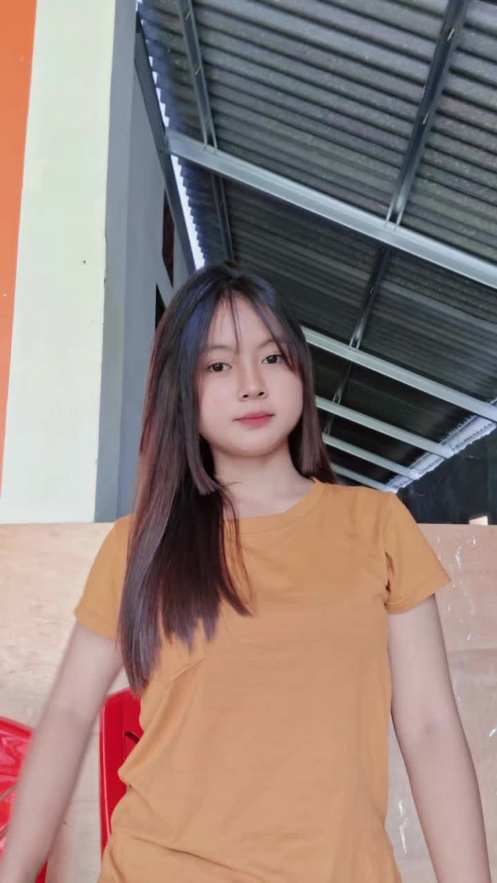 @𝐁T̸ | F L Y Y