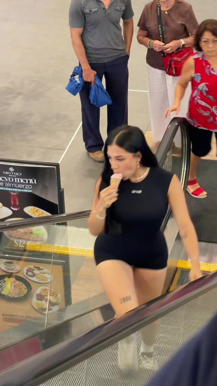 @Gabriela Rivas👅