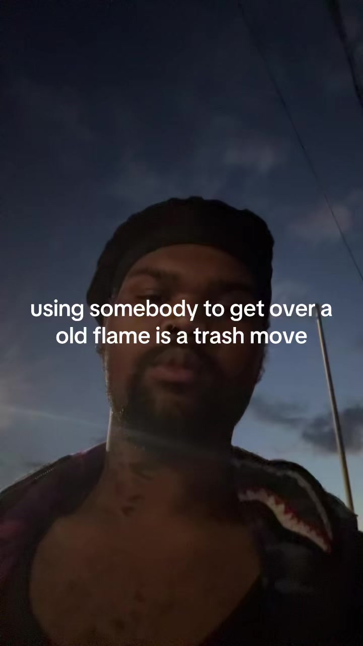 @️