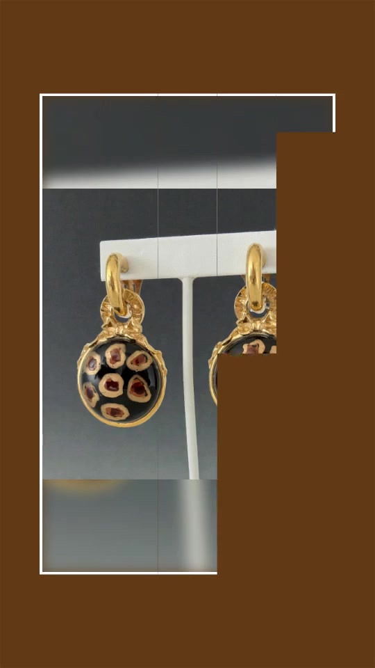 @RhinestoneDivas on Etsy