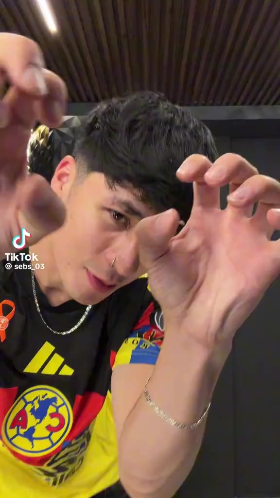@Jennifer tik tok baila 21