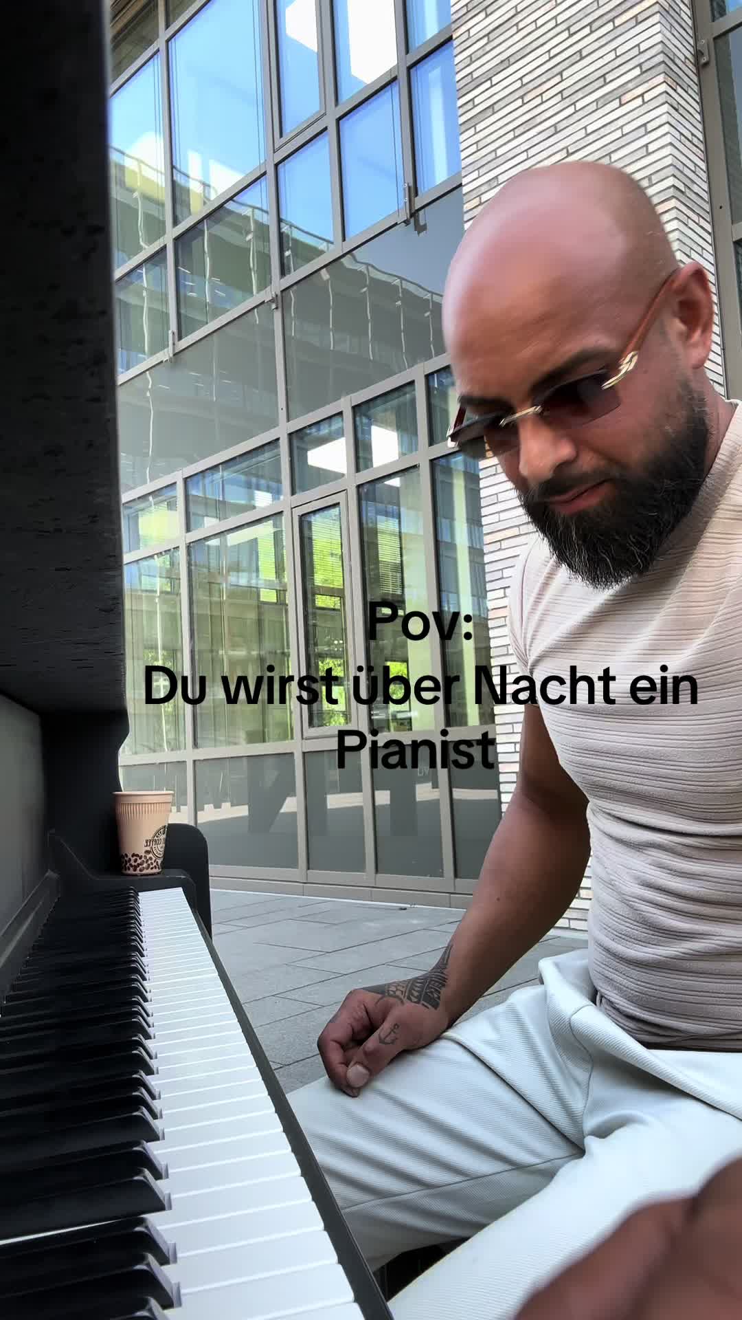 @Lativ