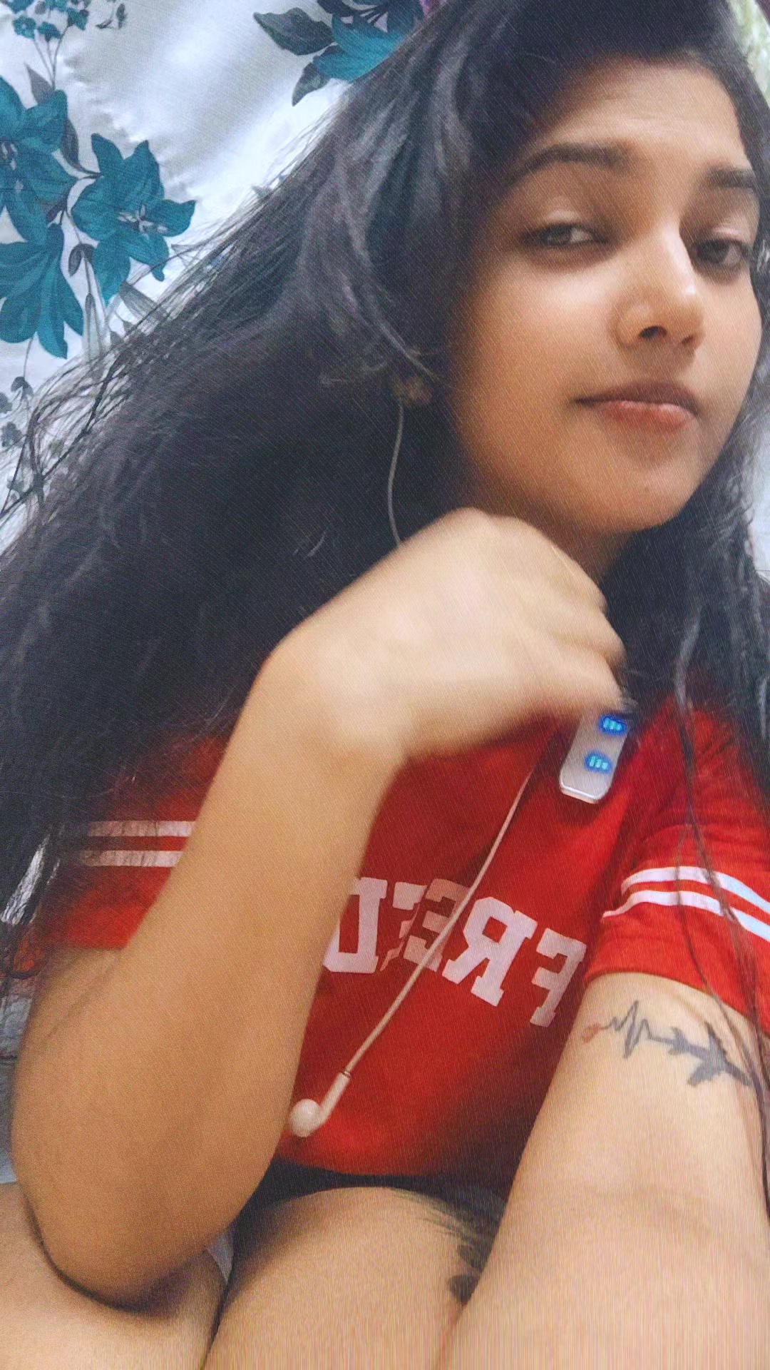 @🧿🪬Tuvi girl ✍️🇦🇪