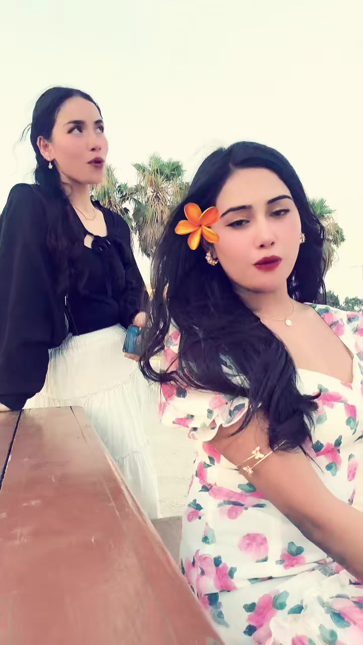 @Anu❤️&zwj;🩹