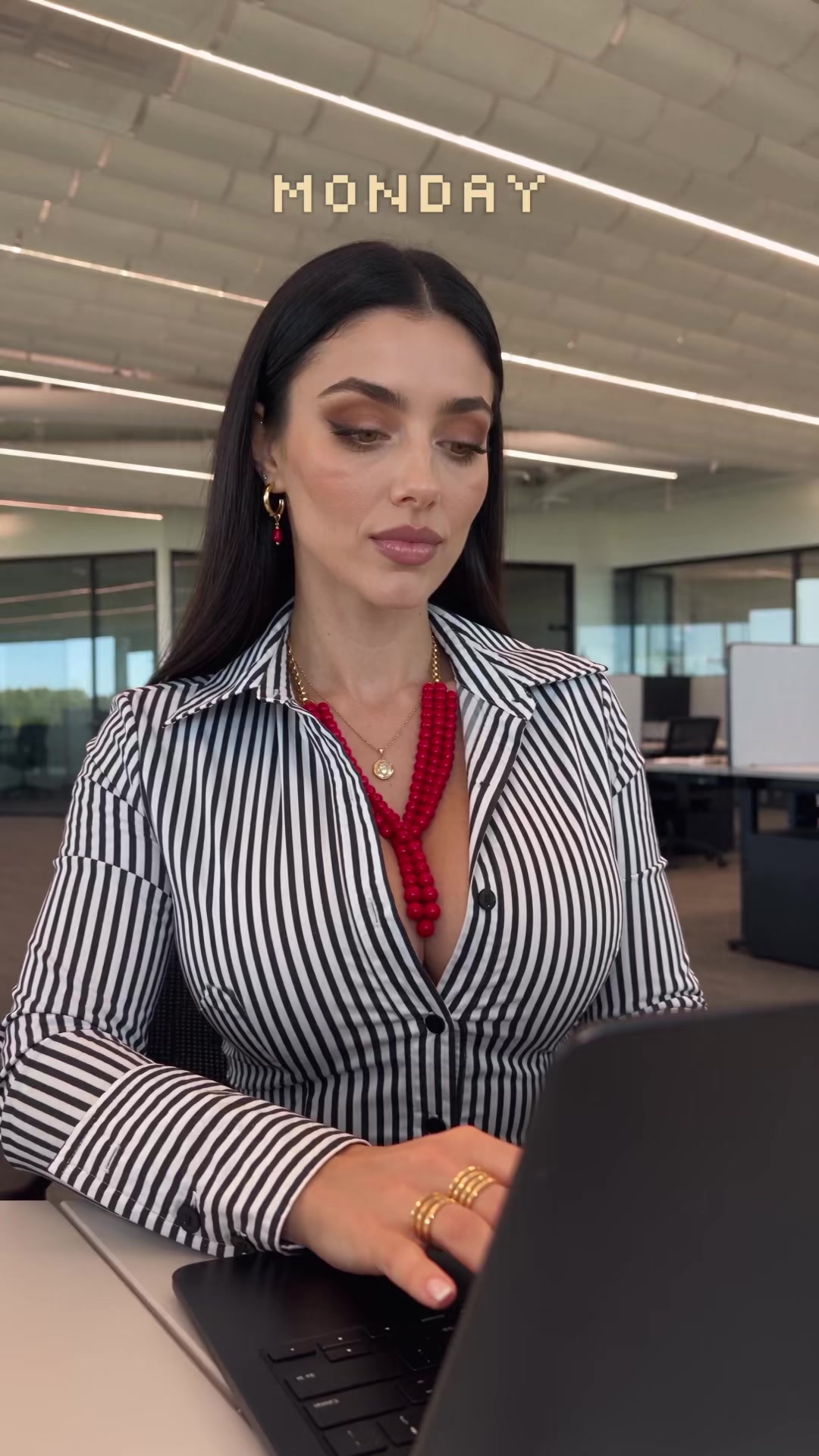 @Lara Deniz