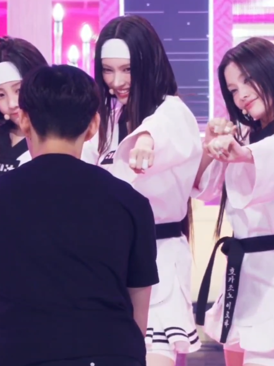 @kari 🕸️ | fancams!