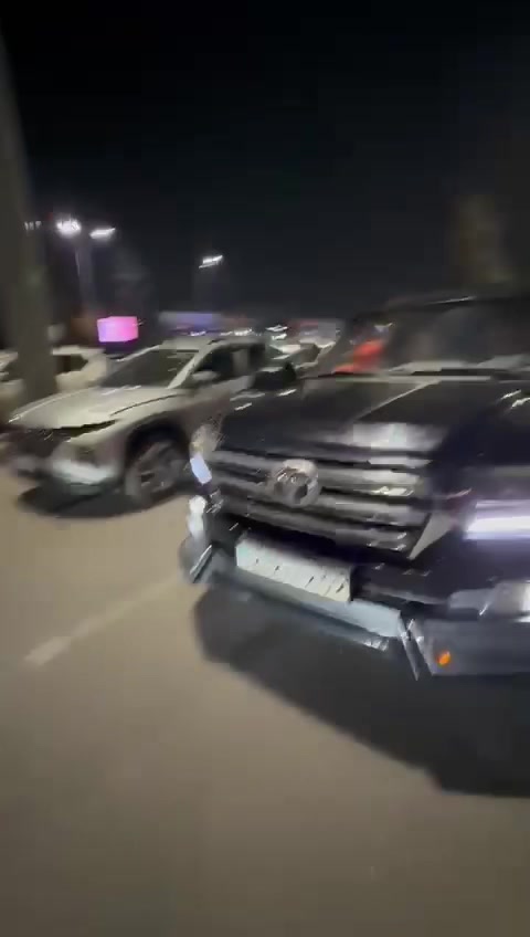 @rroza
