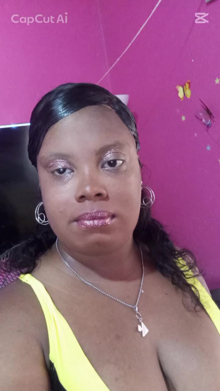 @Shanii British🥰🥰🥰😍😍