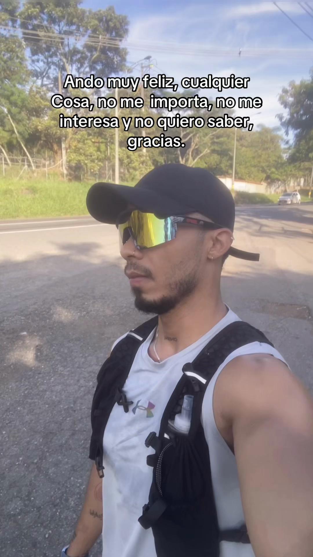 @YR