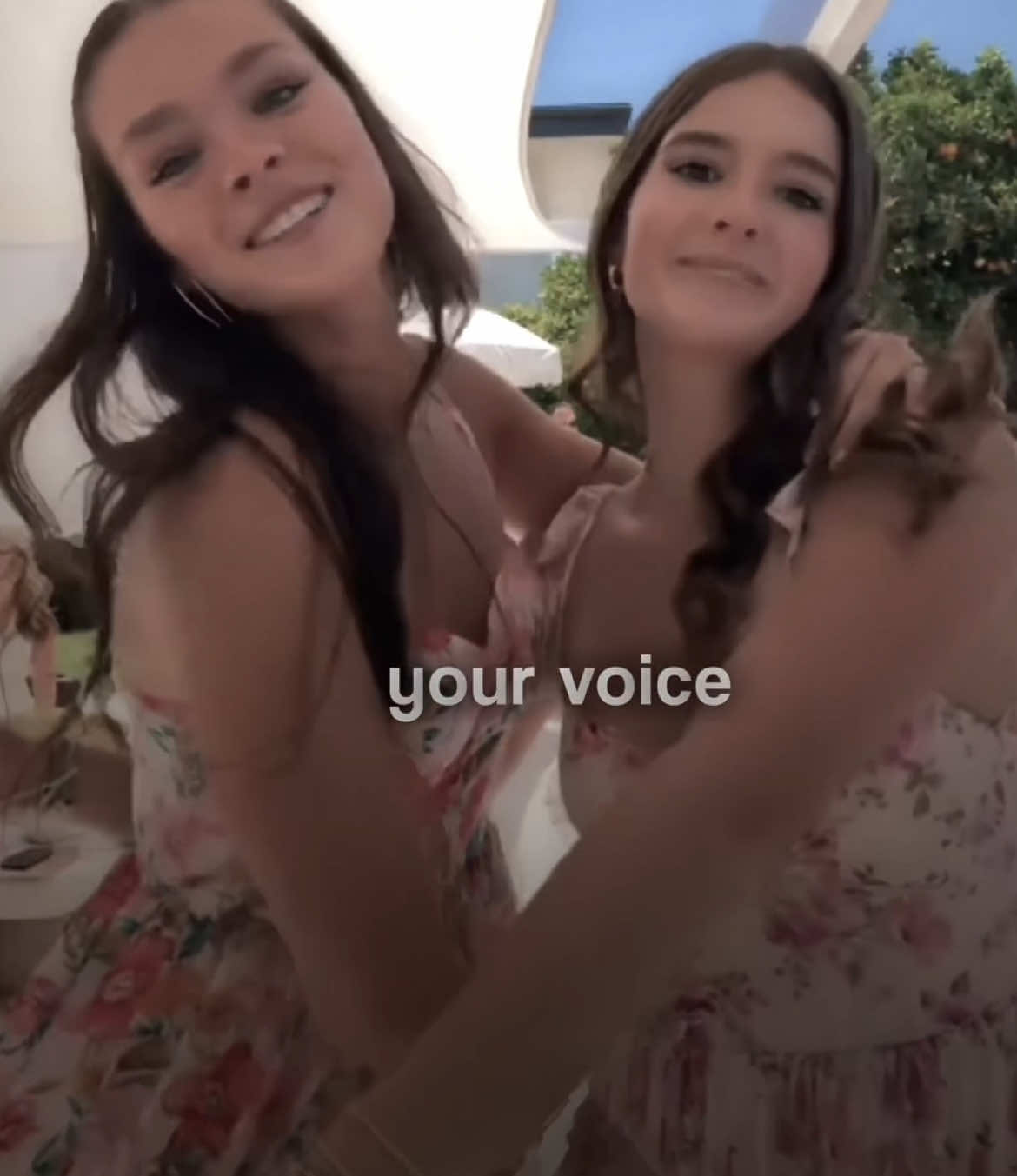 @lainey
