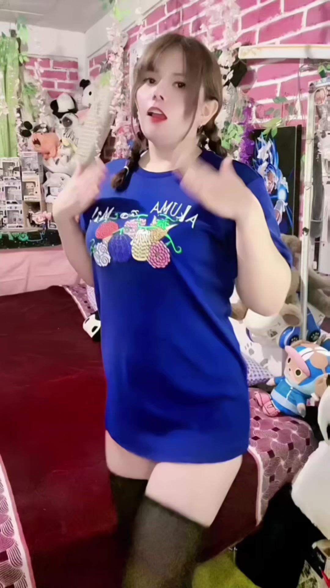@Scarlett_ludenberg