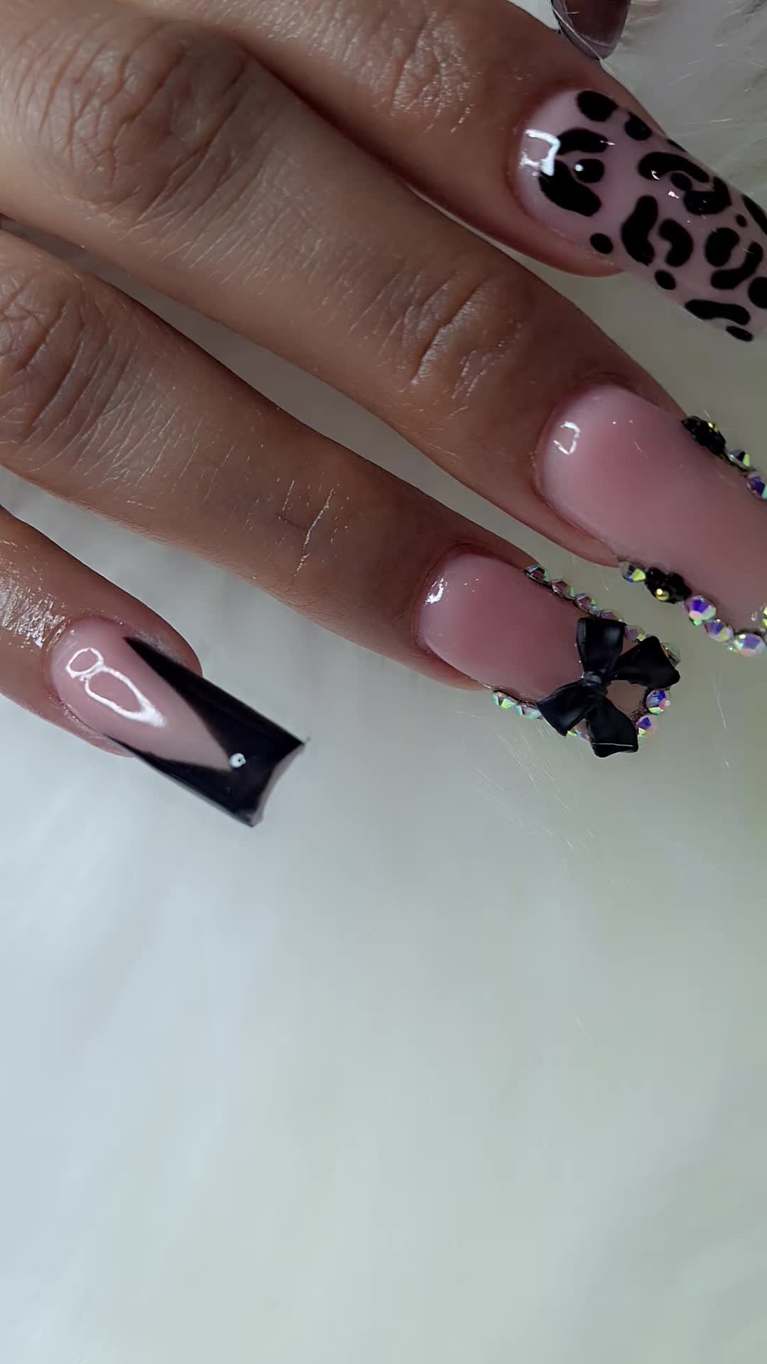 @CandyMagee 7 Velázquez