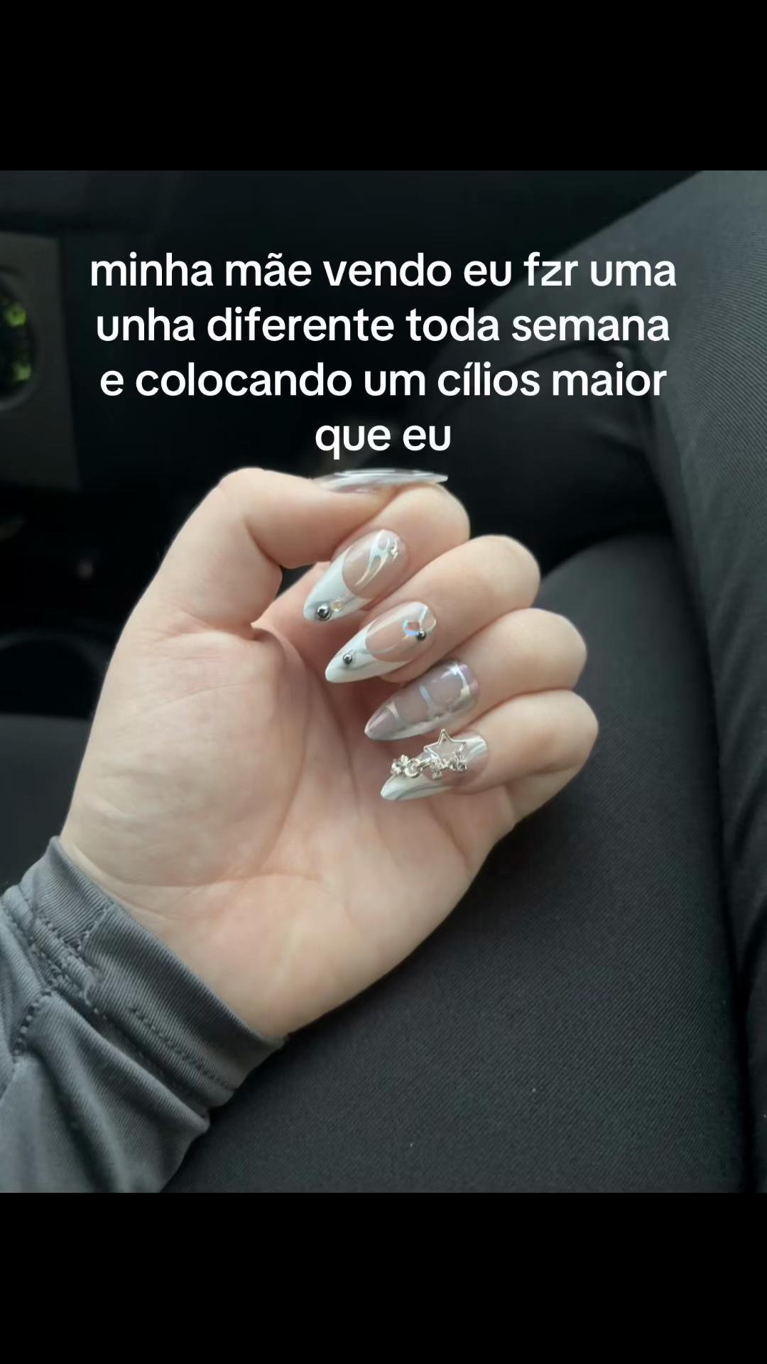 @𝕷𝖆𝖗𝖎