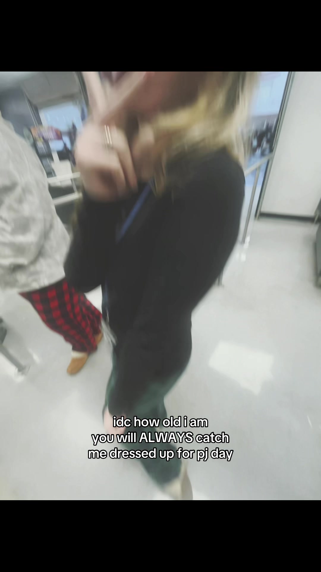 @😏😏