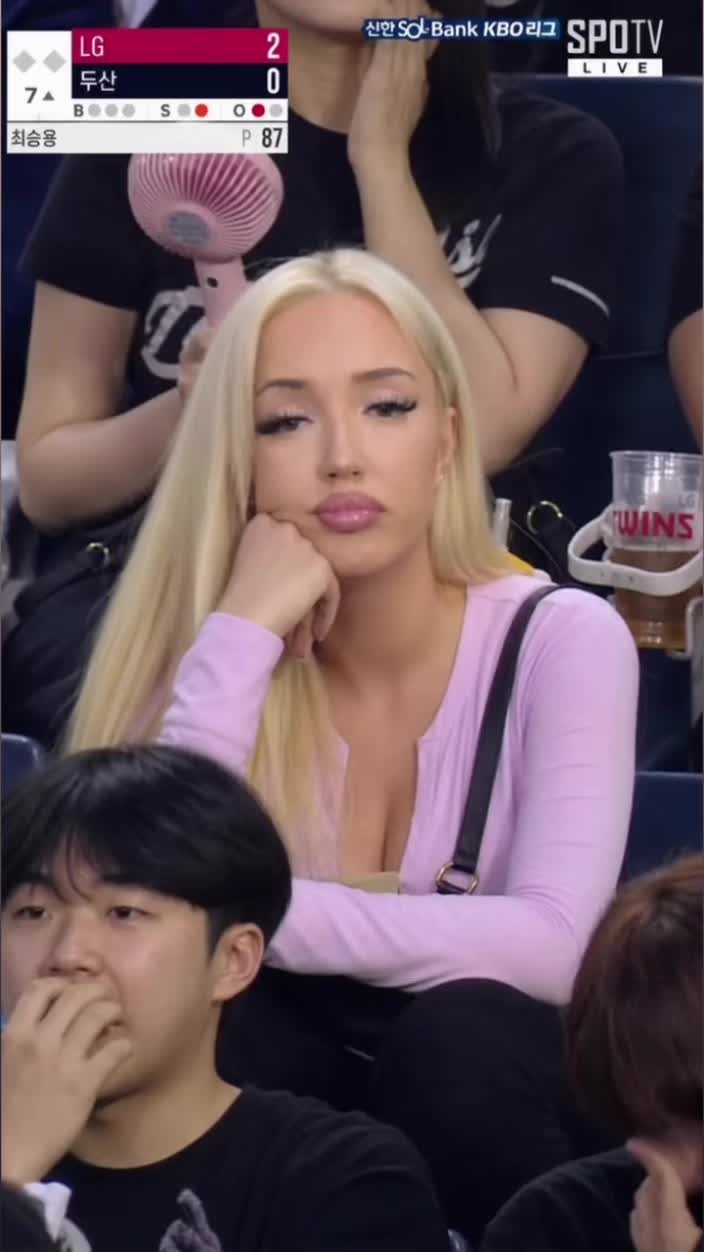 @livalyena