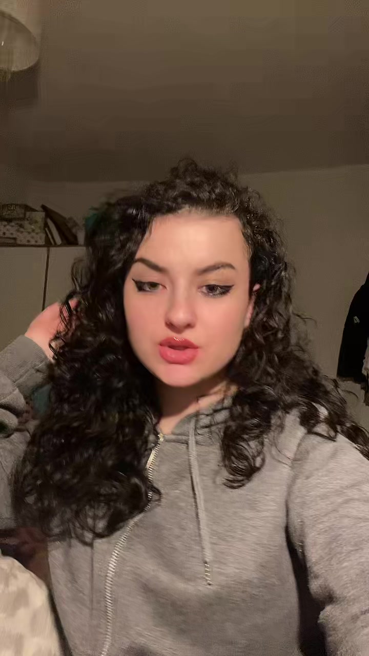 @miaaaa.sfr