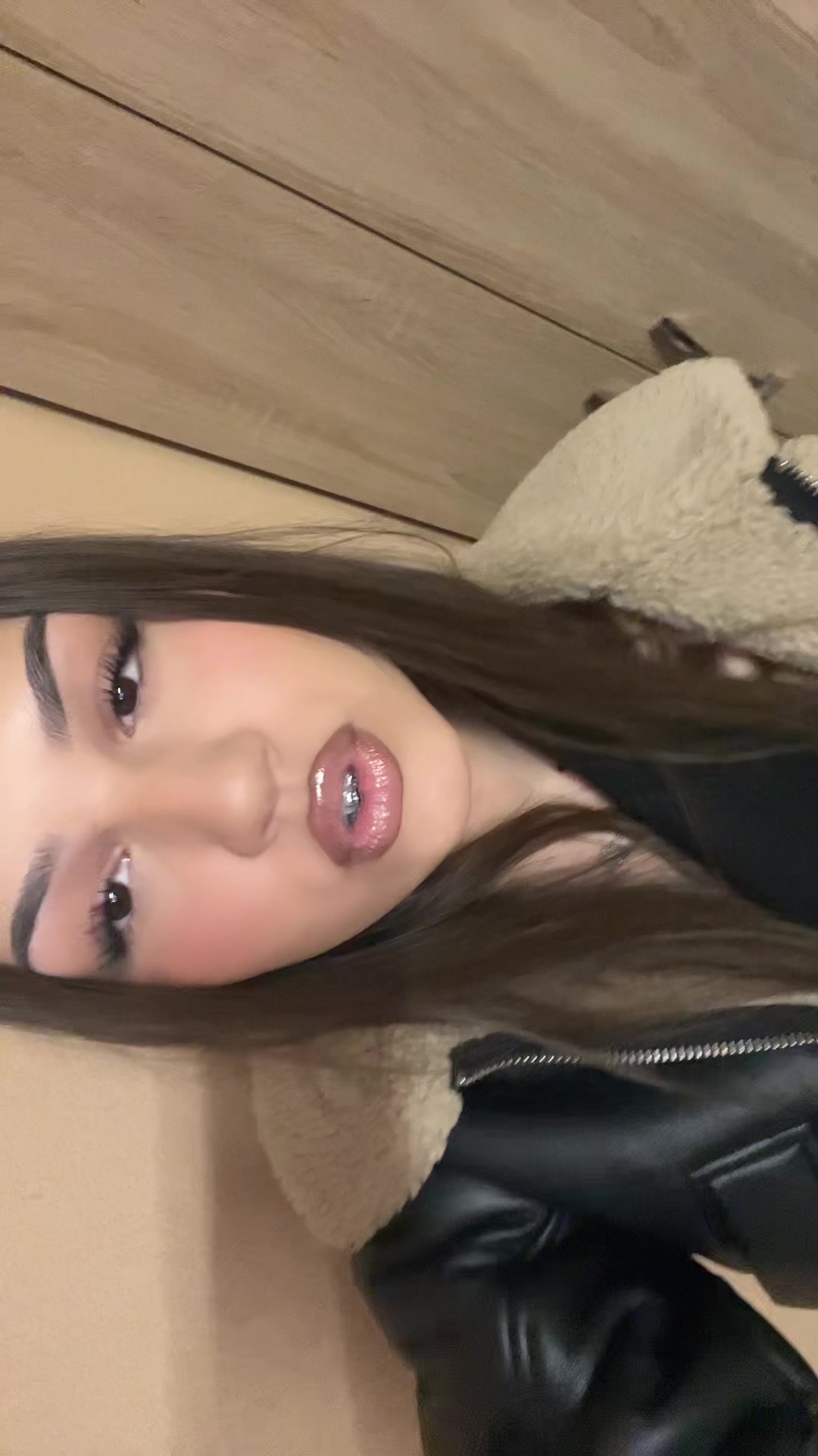 @Viktorija