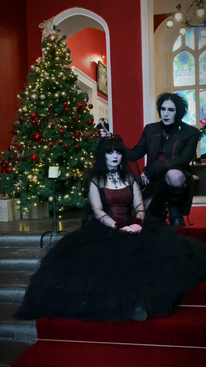 @Random Goth Couple