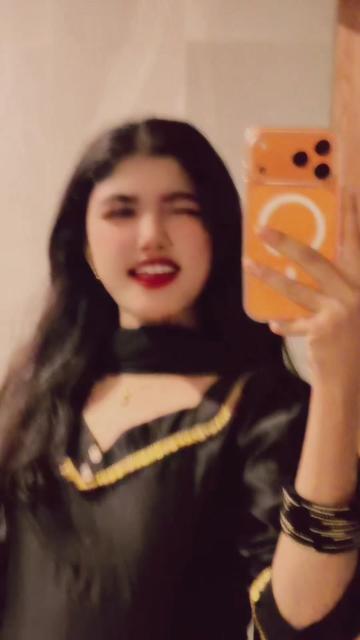 @Akhi Akterđ