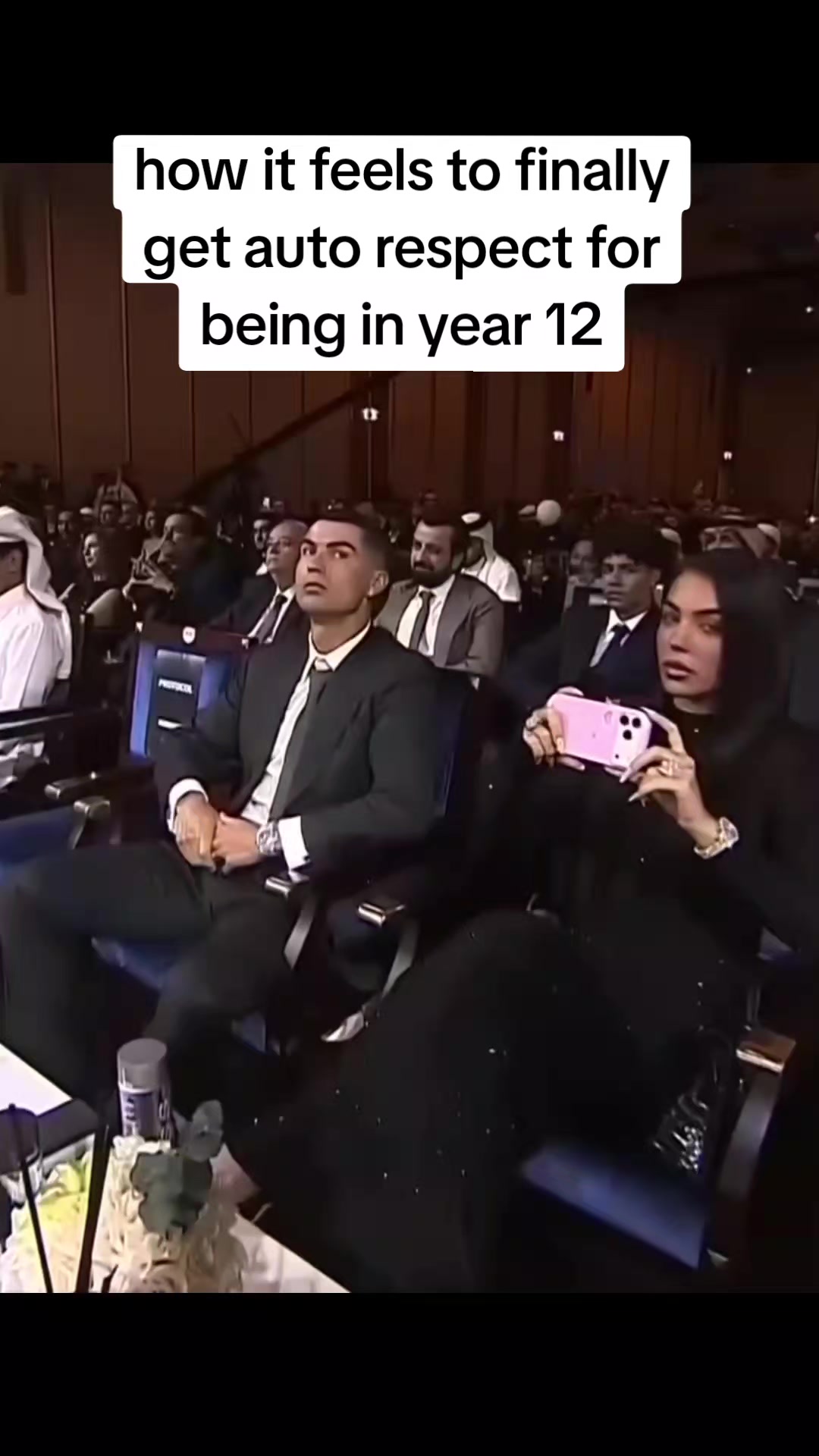 @[-o-]
