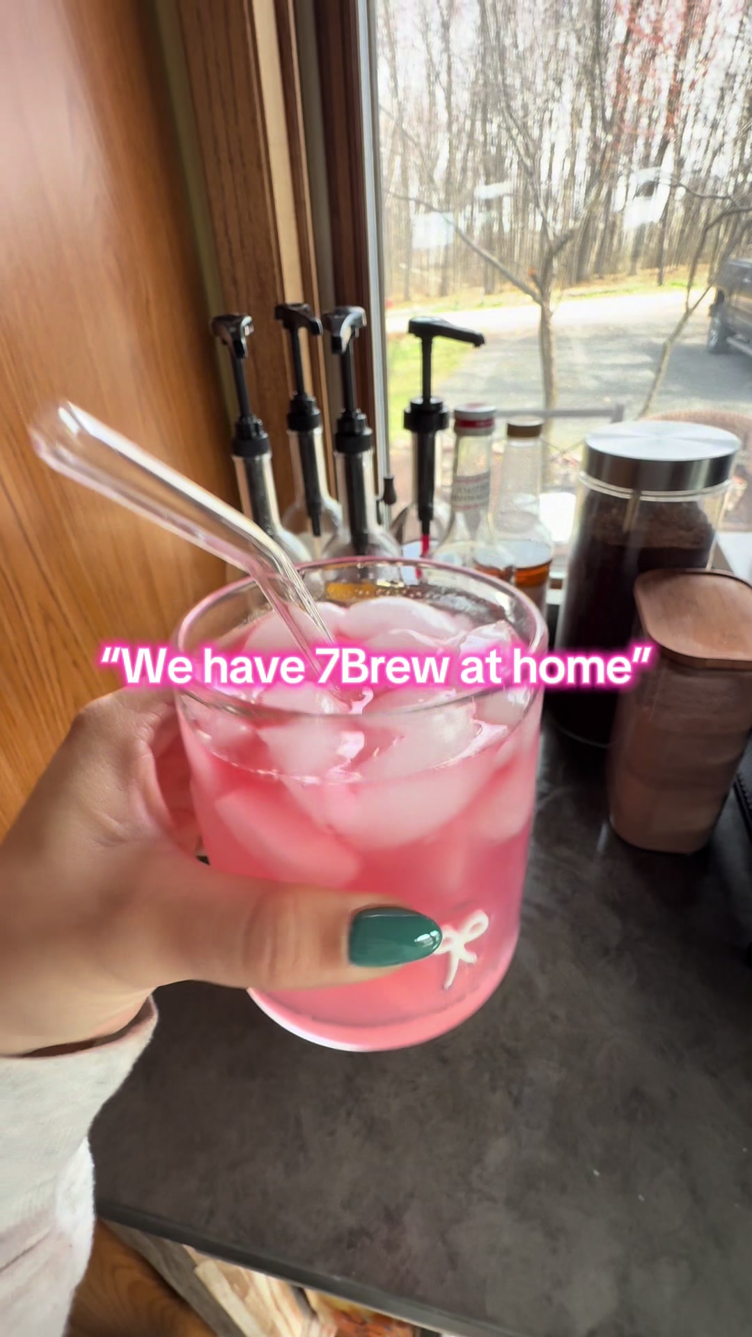 @Lexi | Travel Agent &bull; SAHM