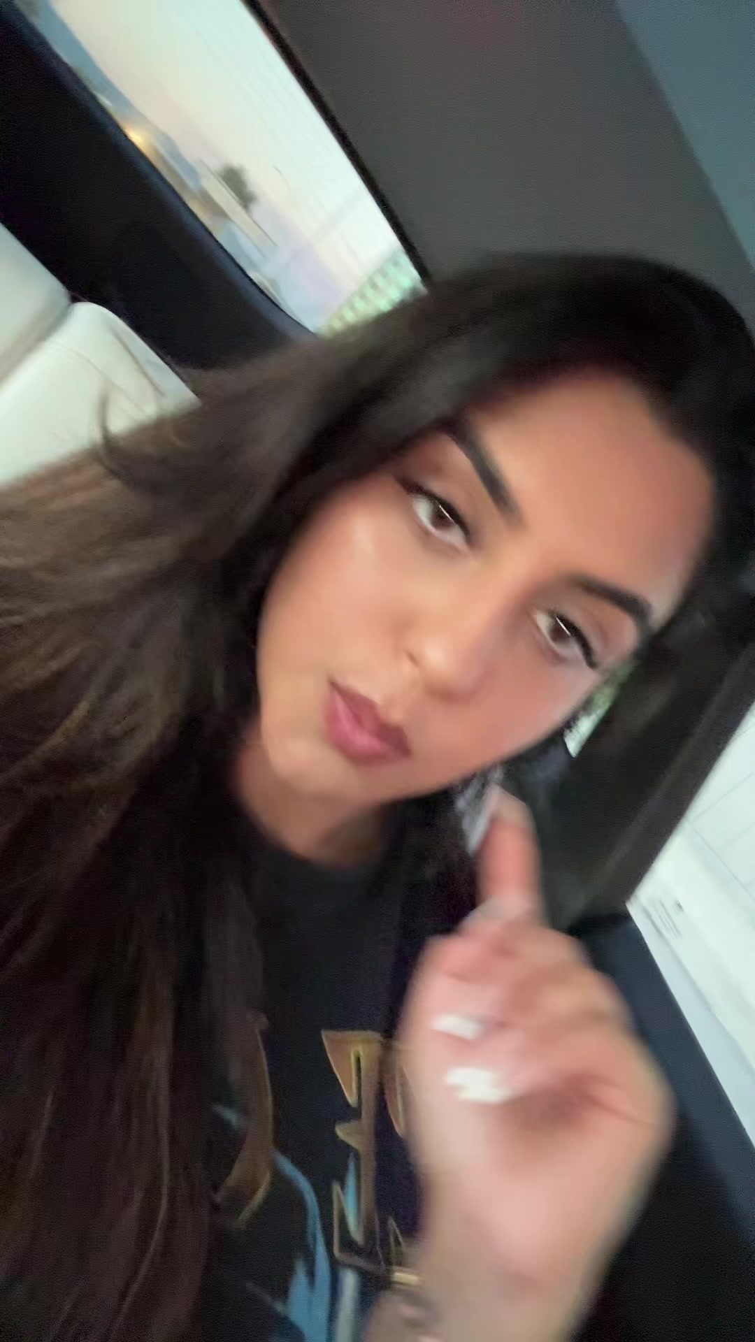 @🪬