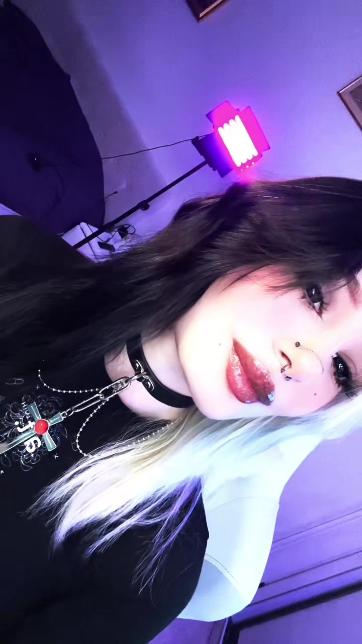 @8notHoly8
