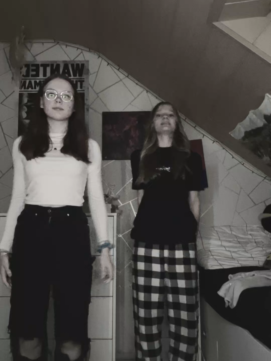 @Lara&Mila