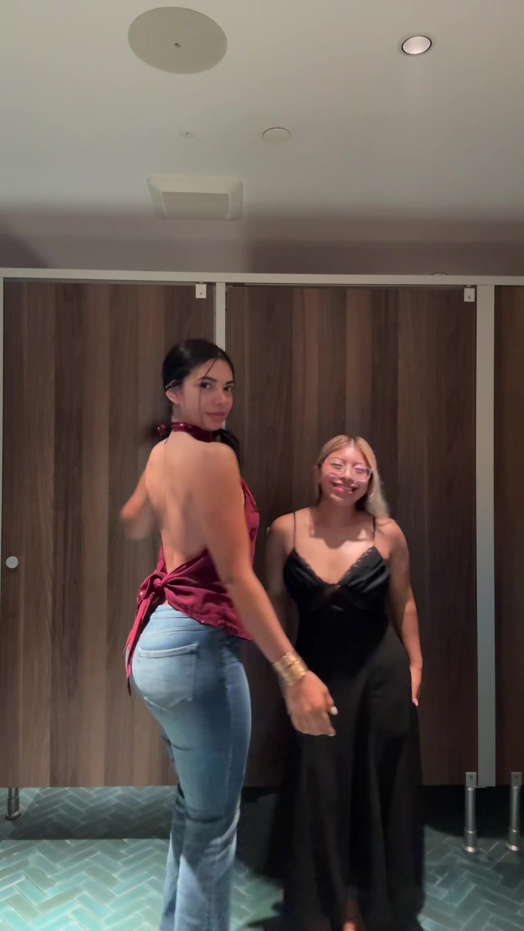@thefarawayfan