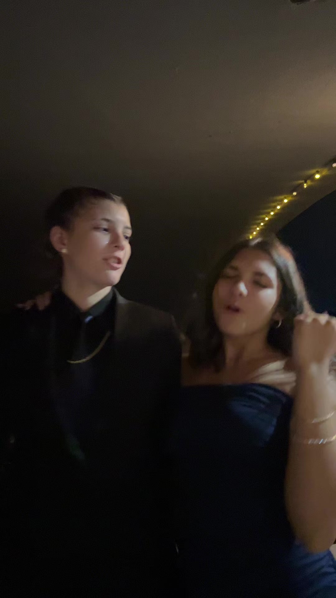 @evaa