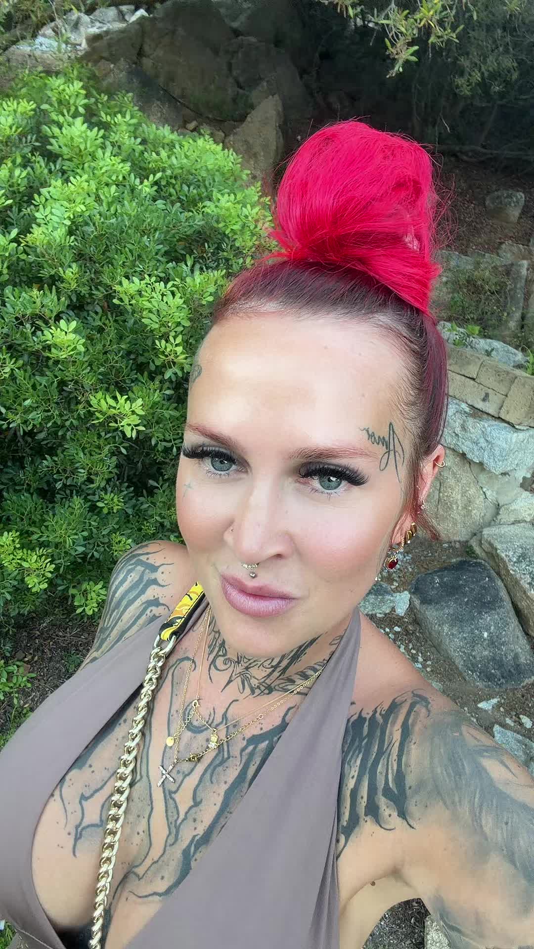 @Sheena Red