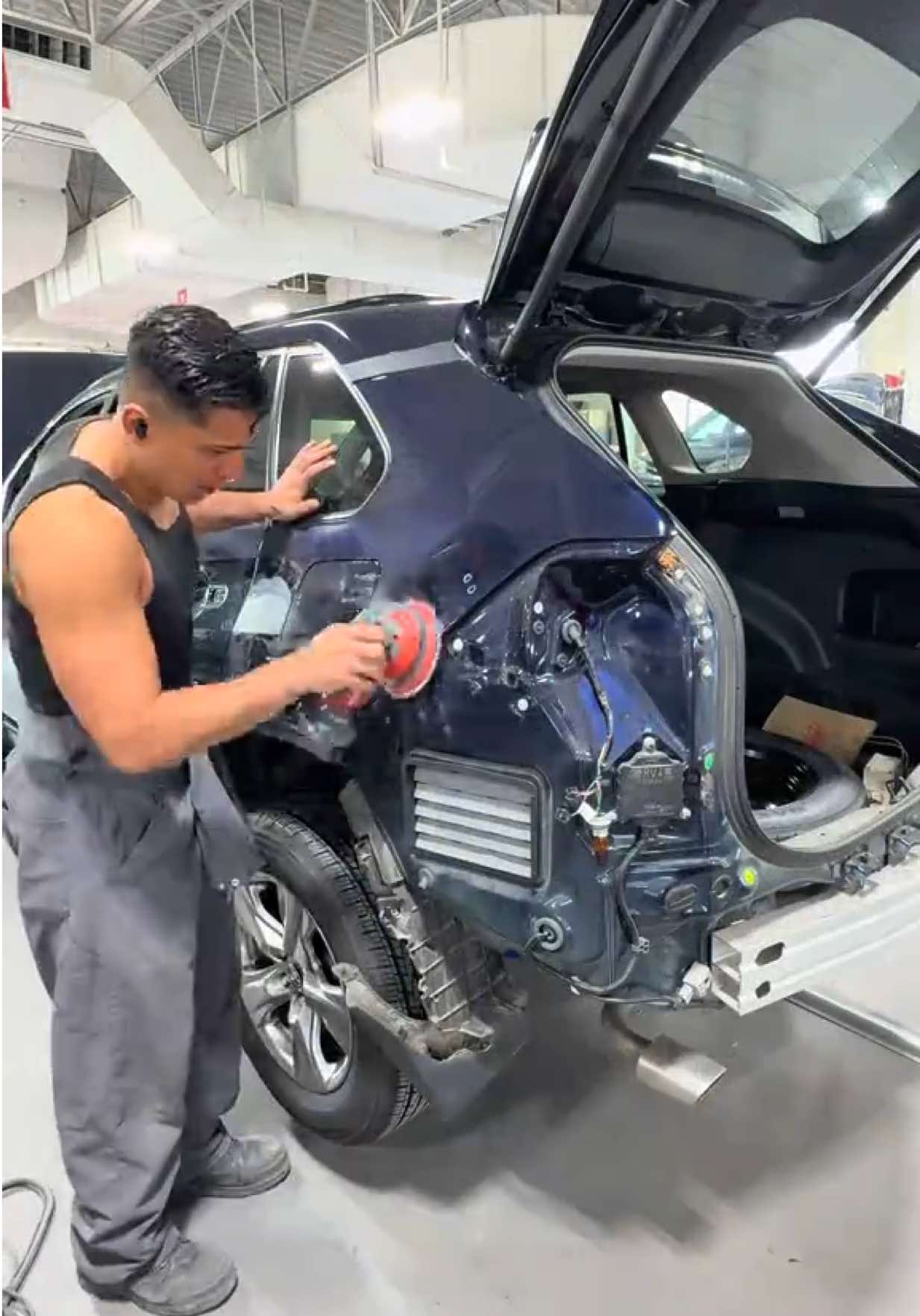 @AnushAutobody