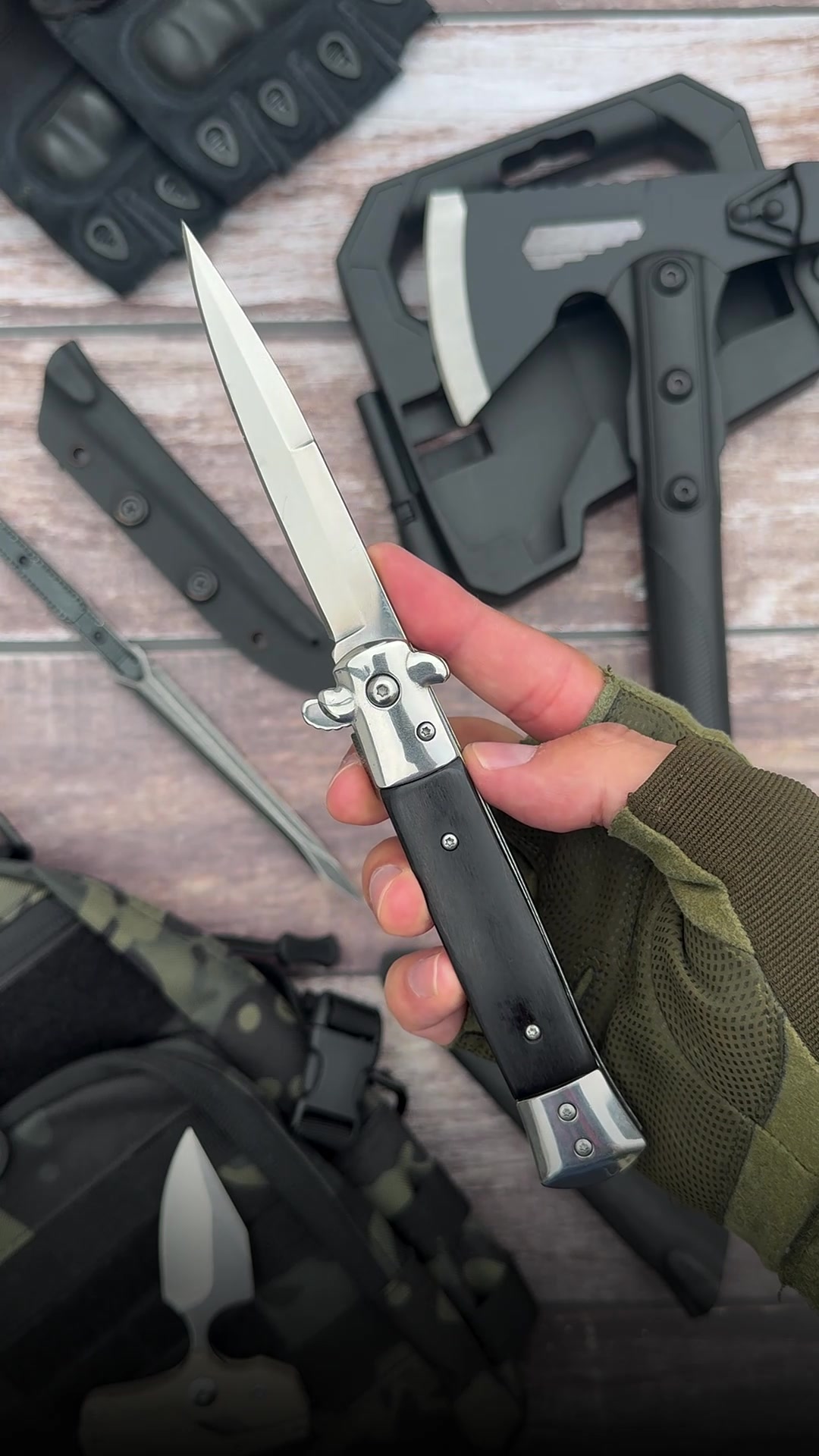 @survival.knives