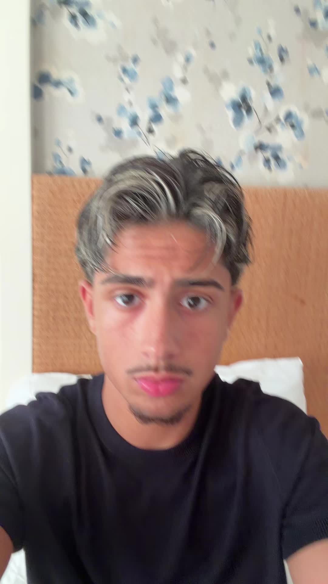 @🥥