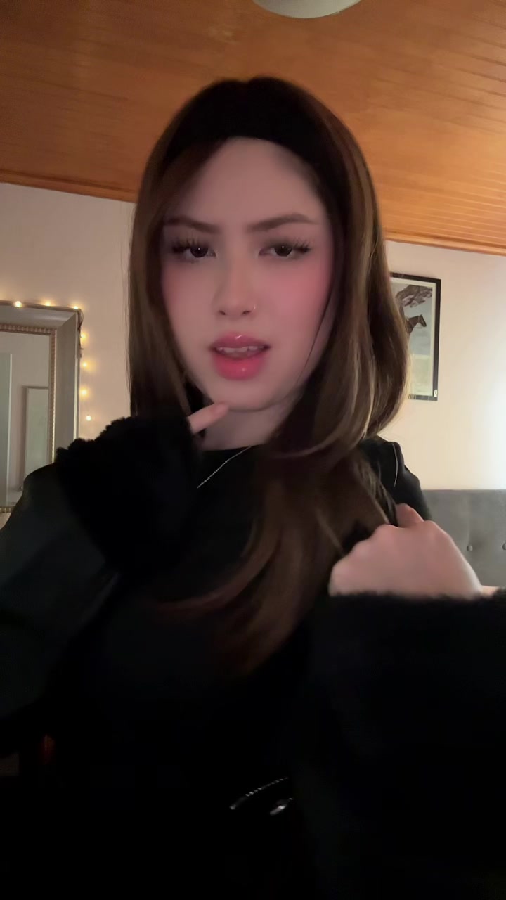@๐๐๐ข๐๐ ๐๐๐๐๐๐