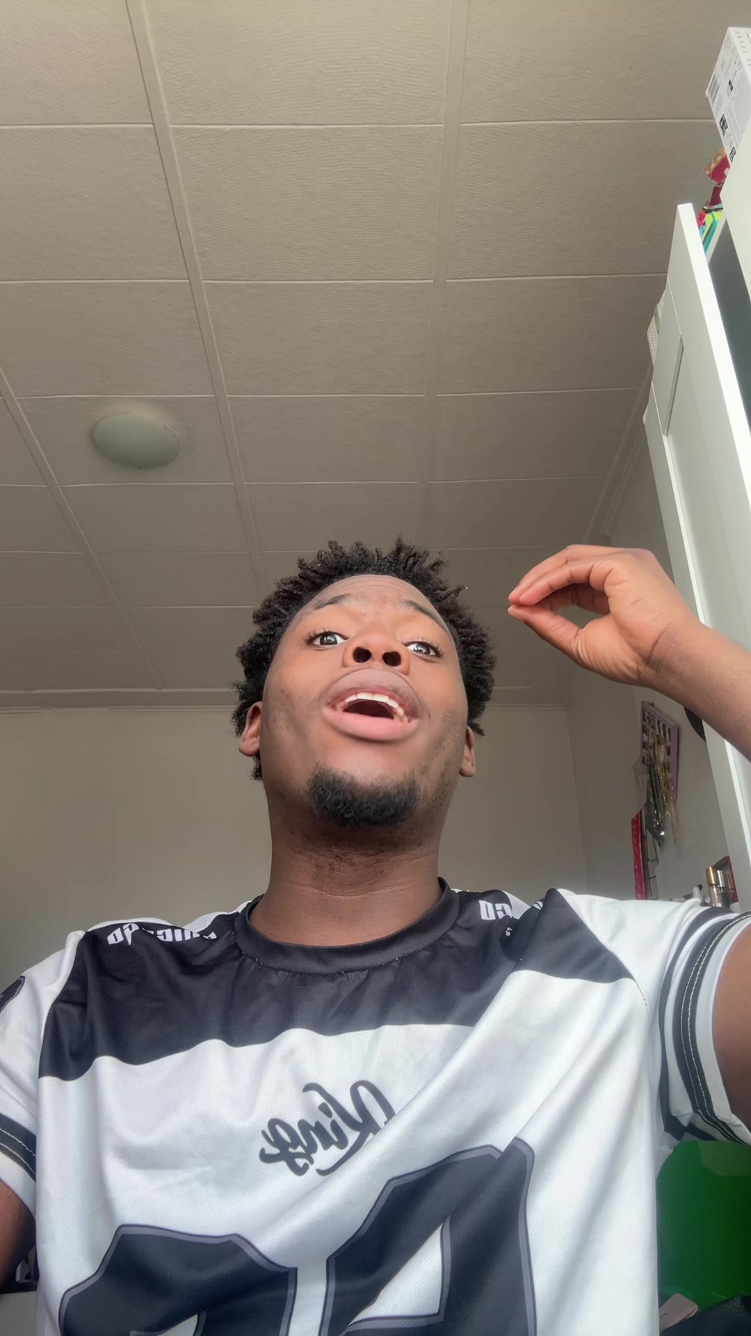 @Dj&eacute;zouvi 🙏🏿 🇧🇯✨🇧🇪
