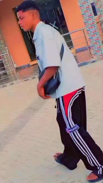 @I...............A