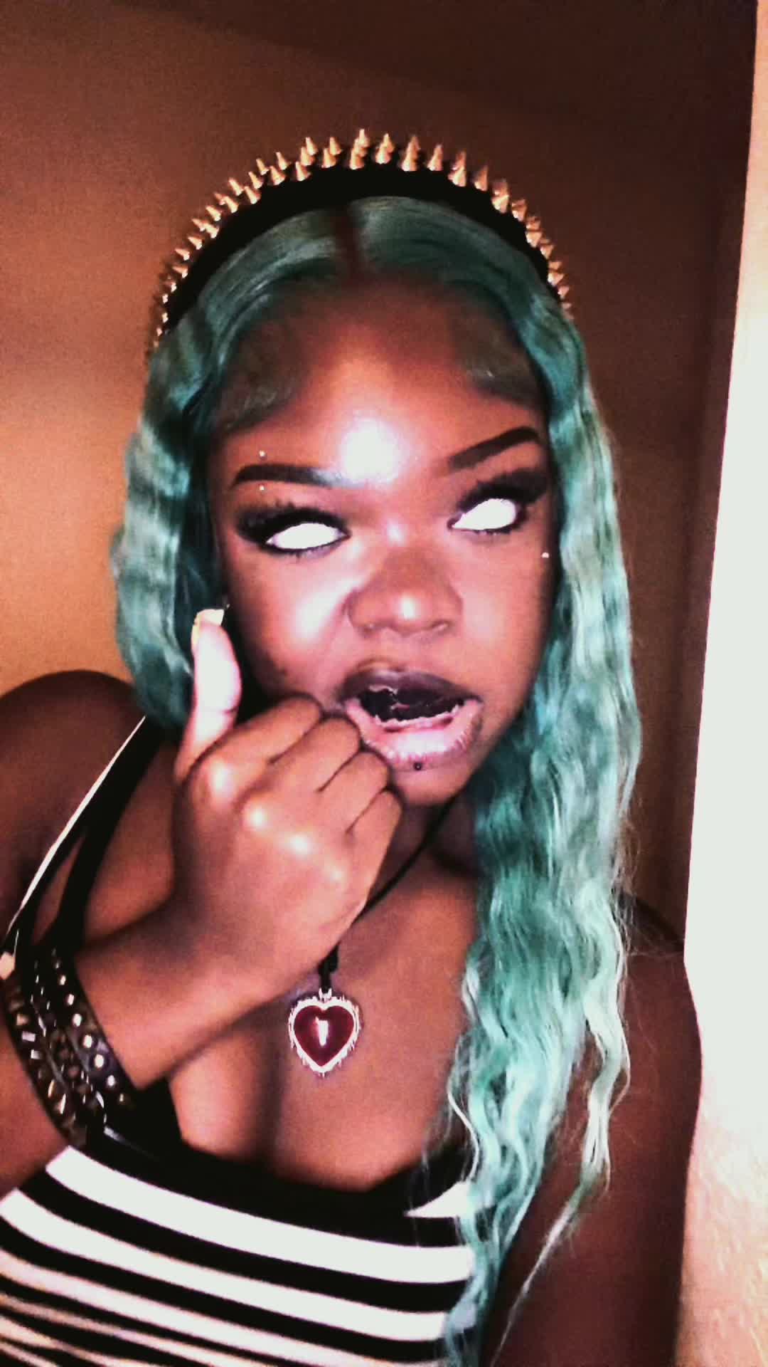 @️poopyglam69