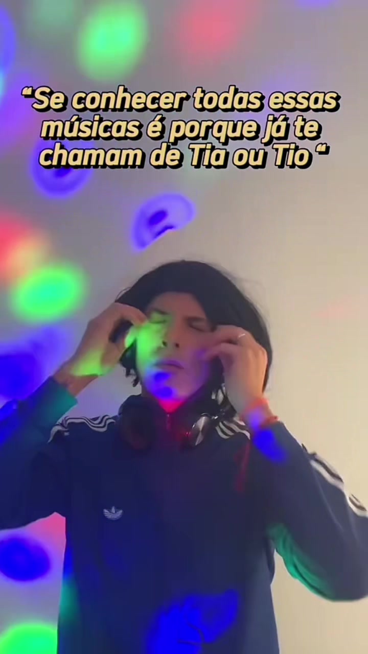 @J U L I O.B E CH E L L I
